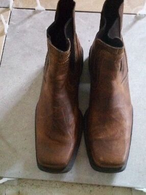 Ariat Brown Leather Chukka Boots